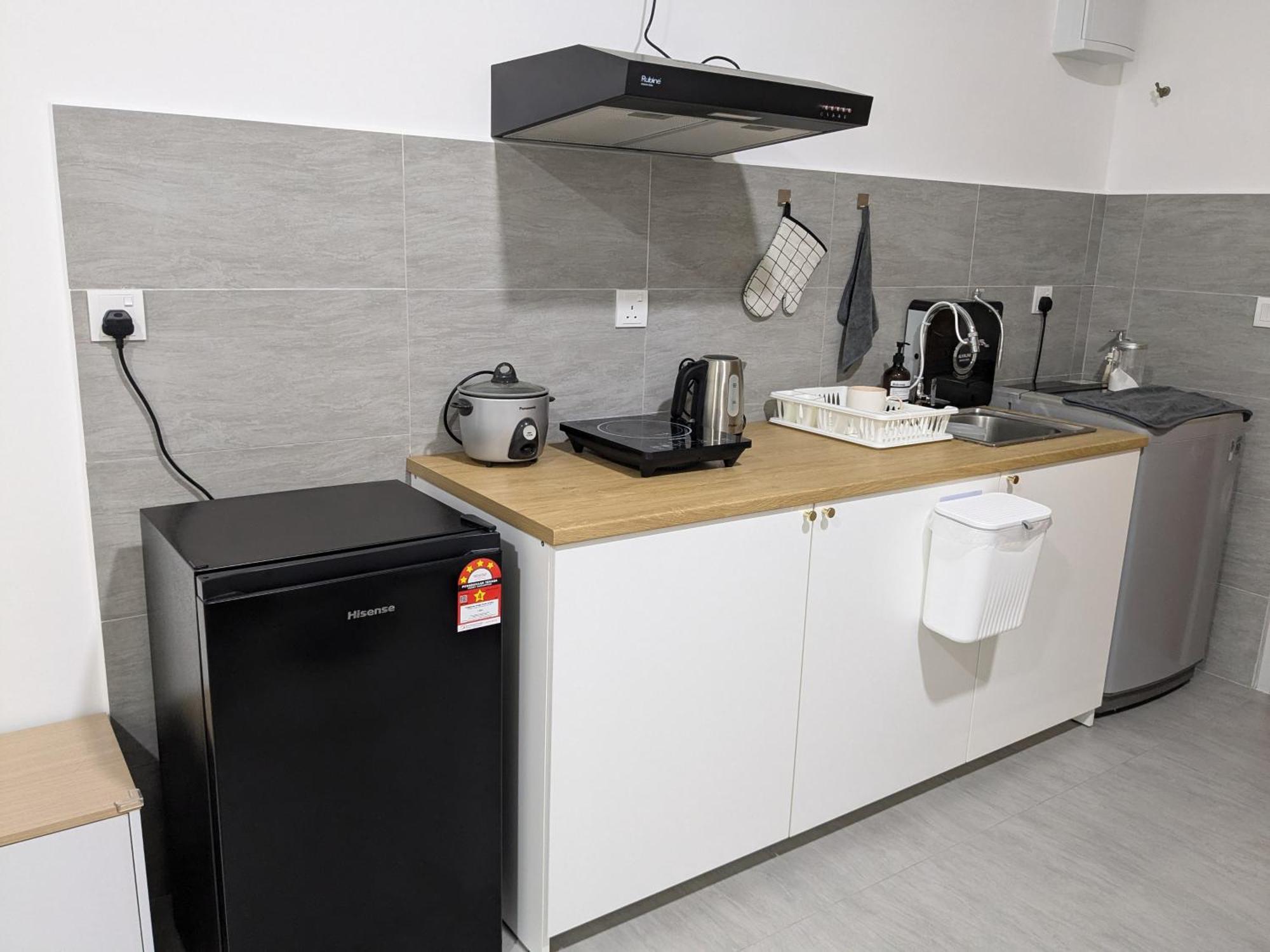Setia Alam - Sunsuria Forum - Chic Urban Retreat Apartment Shah Alam